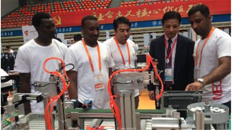 1502444533379615.png 三菱2_副本.png